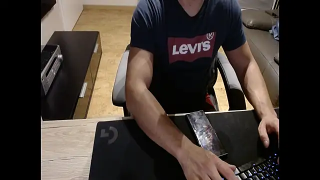 sensualman90 online show from 15, 3, 2026