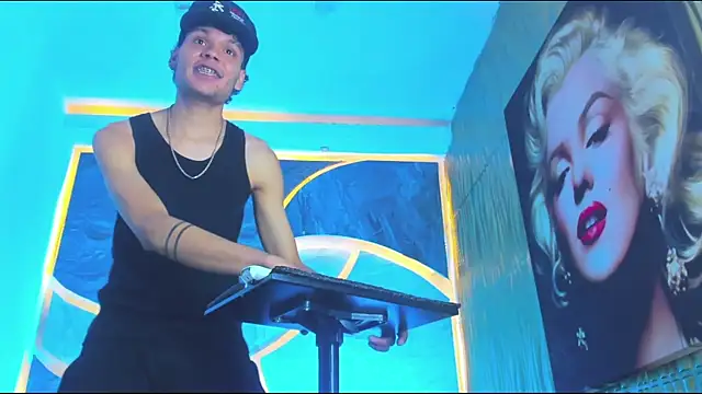 Snapshot of Lucas_hot_20 chatting on 6, 2, 2026 Lucas hot 20 online show from 6, 2, 2026