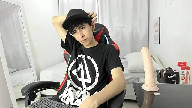 julian xx online show from 16, 3, 2026