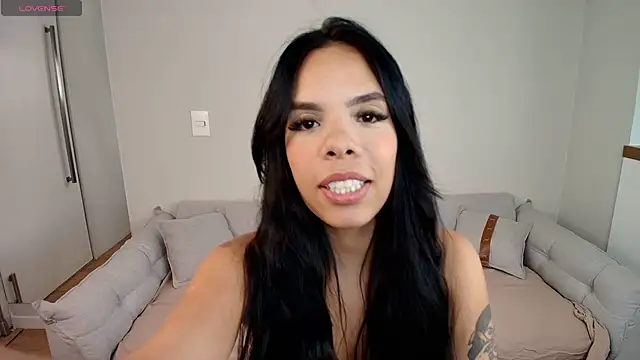 Snapshot of Bruna_Ferrazz chatting on 5, 2, 2026 Bruna Ferrazz online show from 5, 2, 2026