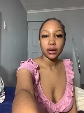 Snapshot of Creamy_bitchxxx chatting on 26, 5, 2026 Creamy bitchxxx online show from 26, 5, 2026
