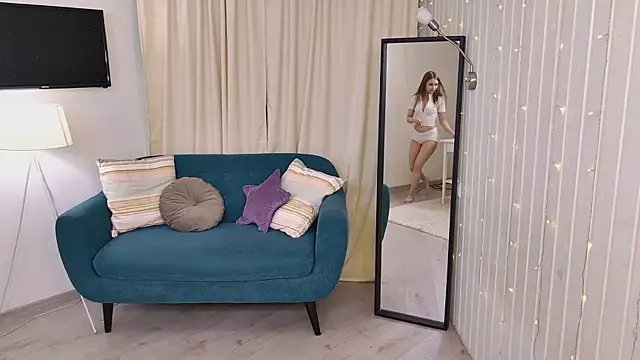 sheilaa pink online show from 8, 4, 2026