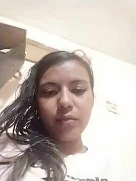 cinthia2011 online show from 3, 3, 2026