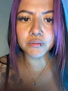 queen of you heart online show from 2, 3, 2026