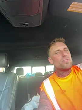 Snapshot of WIDBIGWHITECOCK chatting on 2, 7, 2026 WIDBIGWHITECOCK online show from 2, 7, 2026