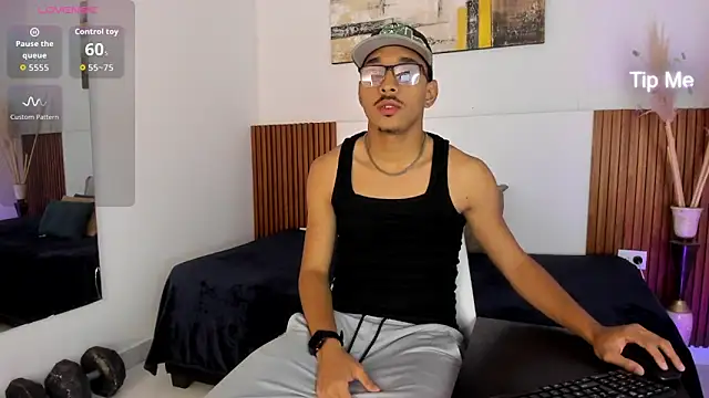 Snapshot of Julian_Dark_ chatting on 6, 2, 2026 Julian Dark online show from 6, 2, 2026