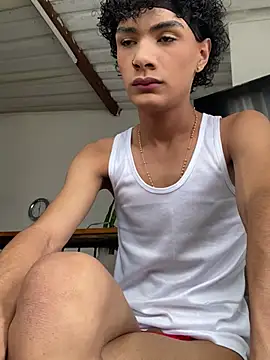 Snapshot of HotboyLyan chatting on 30, 5, 2026 HotboyLyan online show from 30, 5, 2026