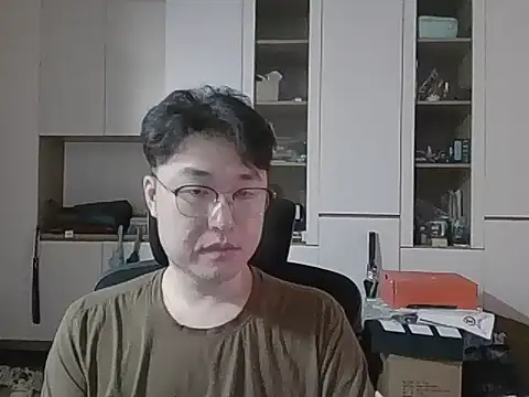 Snapshot of W0Ijn chatting on 25, 5, 2026 W0Ijn online show from 25, 5, 2026