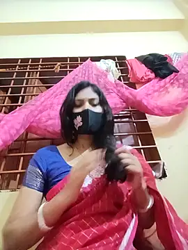 Snapshot of queenneha69 chatting on 7, 5, 2026 queenneha69 online show from 7, 5, 2026