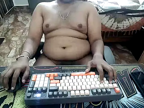 Snapshot of maxi23932 chatting on 26, 4, 2026 maxi23932 online show from 26, 4, 2026