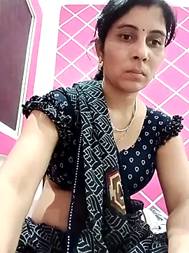 Snapshot of Hot_ree85 chatting on 18, 2, 2026 Hot ree85 online show from 18, 2, 2026