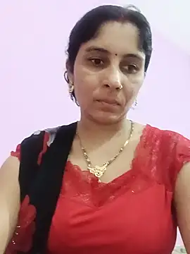 Snapshot of Hot_ree85 chatting on 25, 7, 2026 Hot ree85 online show from 25, 7, 2026