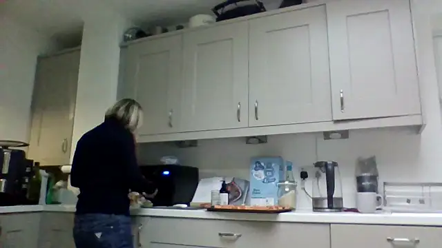 Milfshake227 online show from 8, 3, 2026