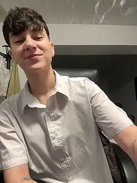 Snapshot of ravenryx chatting on 12, 2, 2026 ravenryx online show from 12, 2, 2026