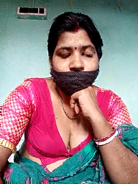 Monisha9876 online show from 5, 2, 2026