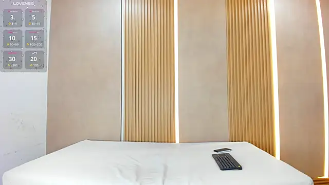 Snapshot of ciara_brownn chatting on 8, 7, 2026 ciara brownn online show from 8, 7, 2026