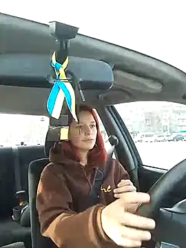 Lily Viola online show from 24, 3, 2026