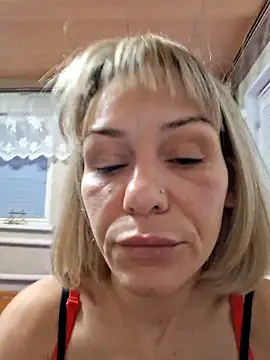 Snapshot of MissKryss chatting on 9, 2, 2026 MissKryss online show from 9, 2, 2026