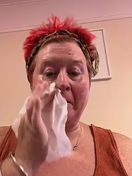 BustyRedxx online show from 11, 6, 2026