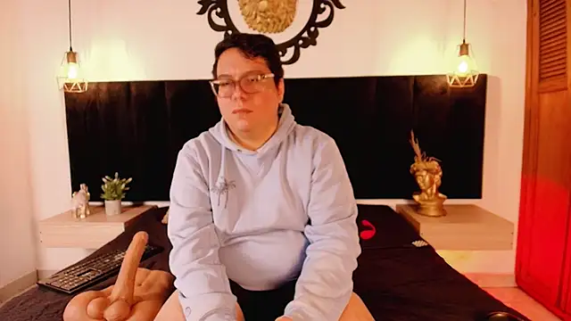 chubby16cm online show from 2, 2, 2026