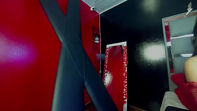 Clarita Hill online show from 25, 2, 2026