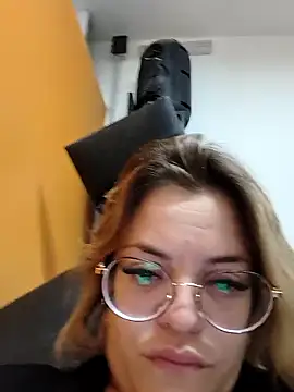 gisequeen online show from 16, 1, 2026