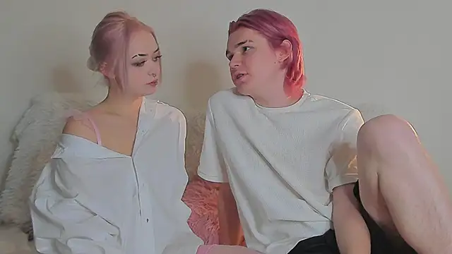 Snapshot of SweetheartsFriends chatting on 5, 2, 2026 SweetheartsFriends online show from 5, 2, 2026