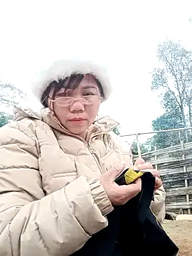 Snapshot of alycen chatting on 7, 1, 2026 alycen online show from 7, 1, 2026