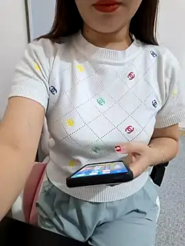 Avelyn-n online show from 27, 2, 2026