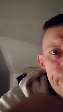 Snapshot of Der_Schoene_Penis chatting on 16, 1, 2026 Der Schoene Penis online show from 16, 1, 2026