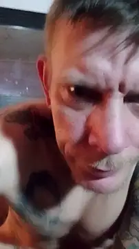 Snapshot of Der_Schoene_Penis chatting on 11, 3, 2026 Der Schoene Penis online show from 11, 3, 2026