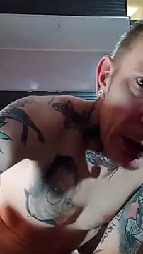 Snapshot of Der_Schoene_Penis chatting on 24, 3, 2026 Der Schoene Penis online show from 24, 3, 2026