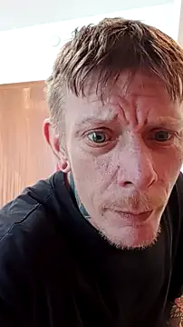 Snapshot of Der_Schoene_Penis chatting on 2, 4, 2026 Der Schoene Penis online show from 2, 4, 2026