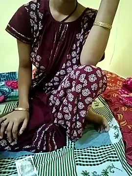 Snapshot of Angelqueen15 chatting on 9, 2, 2026 Angelqueen15 online show from 9, 2, 2026