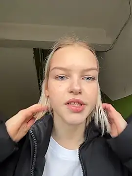 AshleyMur online show from 19, 3, 2026