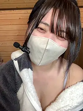 Snapshot of minami_room chatting on 3, 2, 2026 minami room online show from 3, 2, 2026