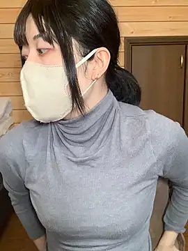 Snapshot of minami_room chatting on 23, 3, 2026 minami room online show from 23, 3, 2026