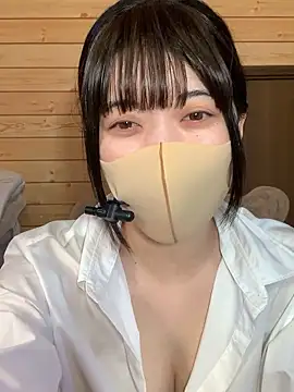 Snapshot of minami_room chatting on 3, 4, 2026 minami room online show from 3, 4, 2026