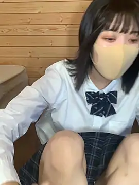 Snapshot of minami_room chatting on 12, 4, 2026 minami room online show from 12, 4, 2026