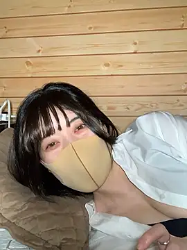 Snapshot of minami_room chatting on 20, 4, 2026 minami room online show from 20, 4, 2026