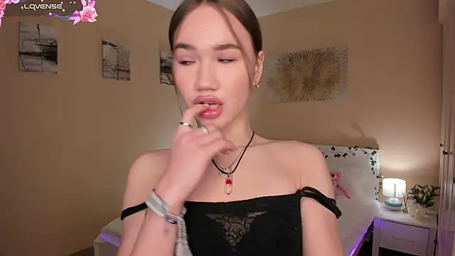 Snapshot of SweetNova_ chatting on 7, 2, 2026 SweetNova online show from 7, 2, 2026