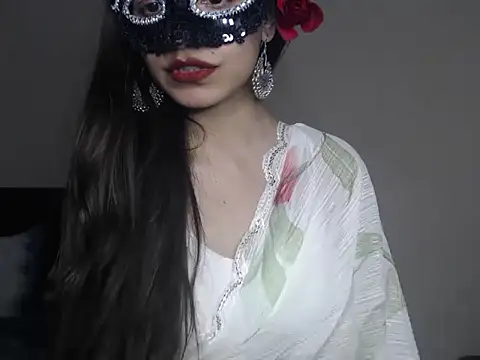 Hottie heer online show from 7, 2, 2026