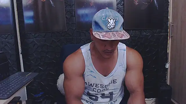 Snapshot of viktor_herrera chatting on 30, 4, 2026 viktor herrera online show from 30, 4, 2026