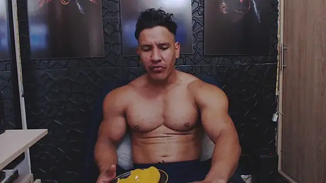 Snapshot of viktor_herrera chatting on 17, 5, 2026 viktor herrera online show from 17, 5, 2026