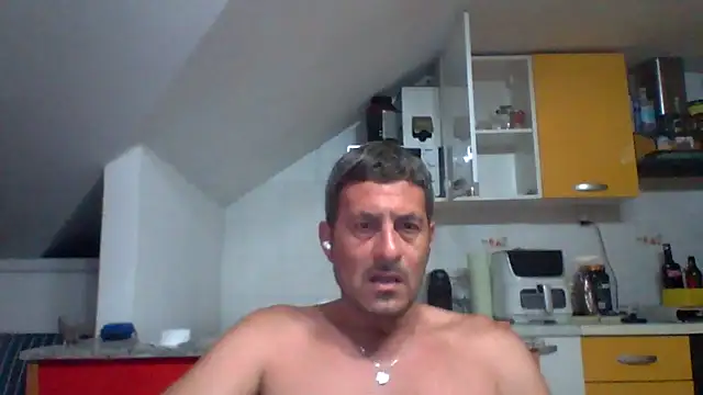 Snapshot of colosone chatting on 22, 6, 2026 colosone online show from 22, 6, 2026