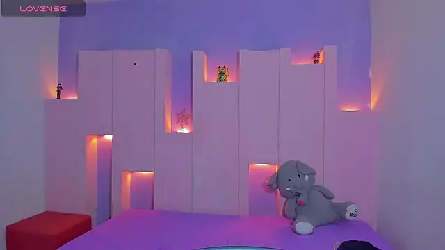 Snapshot of emilywilliis chatting on 24, 2, 2026 emilywilliis online show from 24, 2, 2026