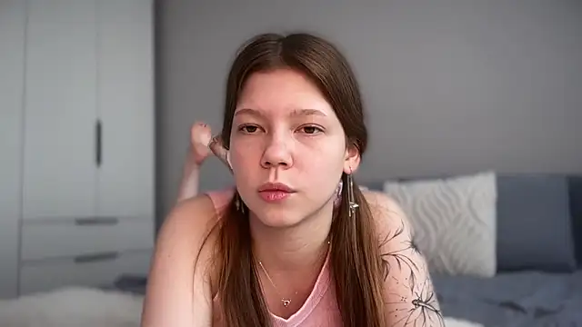 karalinhks online show from 1, 2, 2026