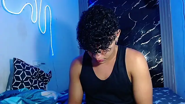 jamescurly00 online show from 13, 3, 2026