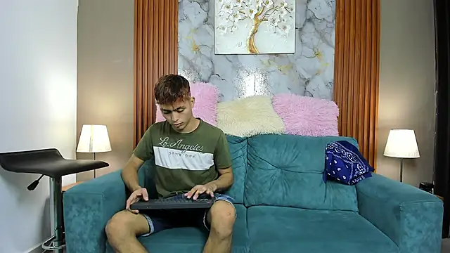 AVENGER BOYS2026 online show from 18, 2, 2026