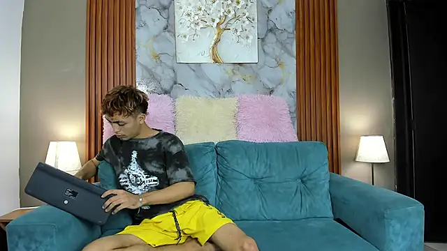 AVENGER BOYS2026 online show from 24, 2, 2026